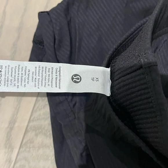 Lululemon dance studio - Picture 4 of 4